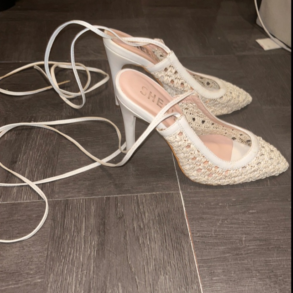 Vintage Style Lace-up Woven White Pointed-Toe Heels